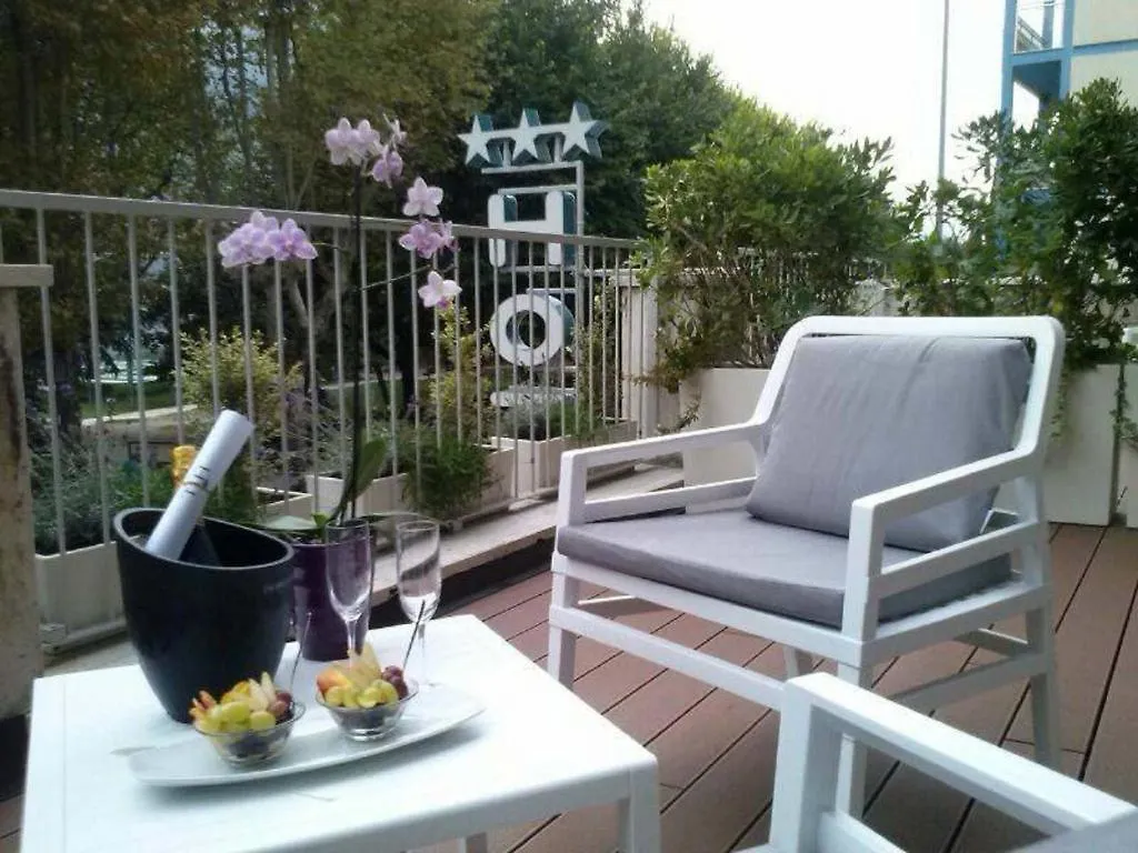 Hll Hotel Lungolago Lecco-Como Lake  Lecco