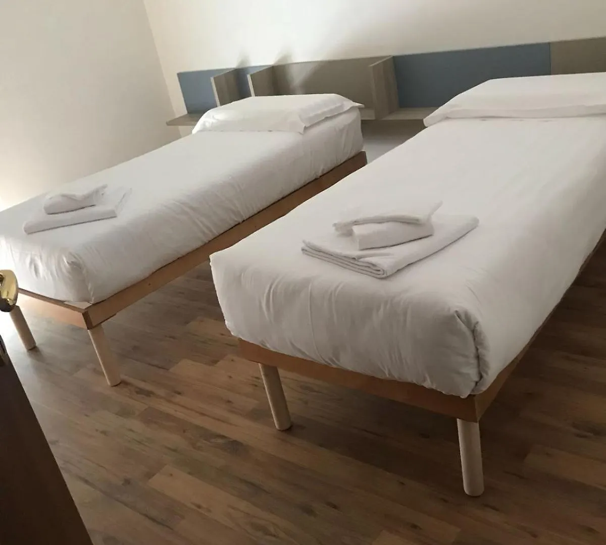 HLL Hotel Lungolago Lecco 3*,  Italia